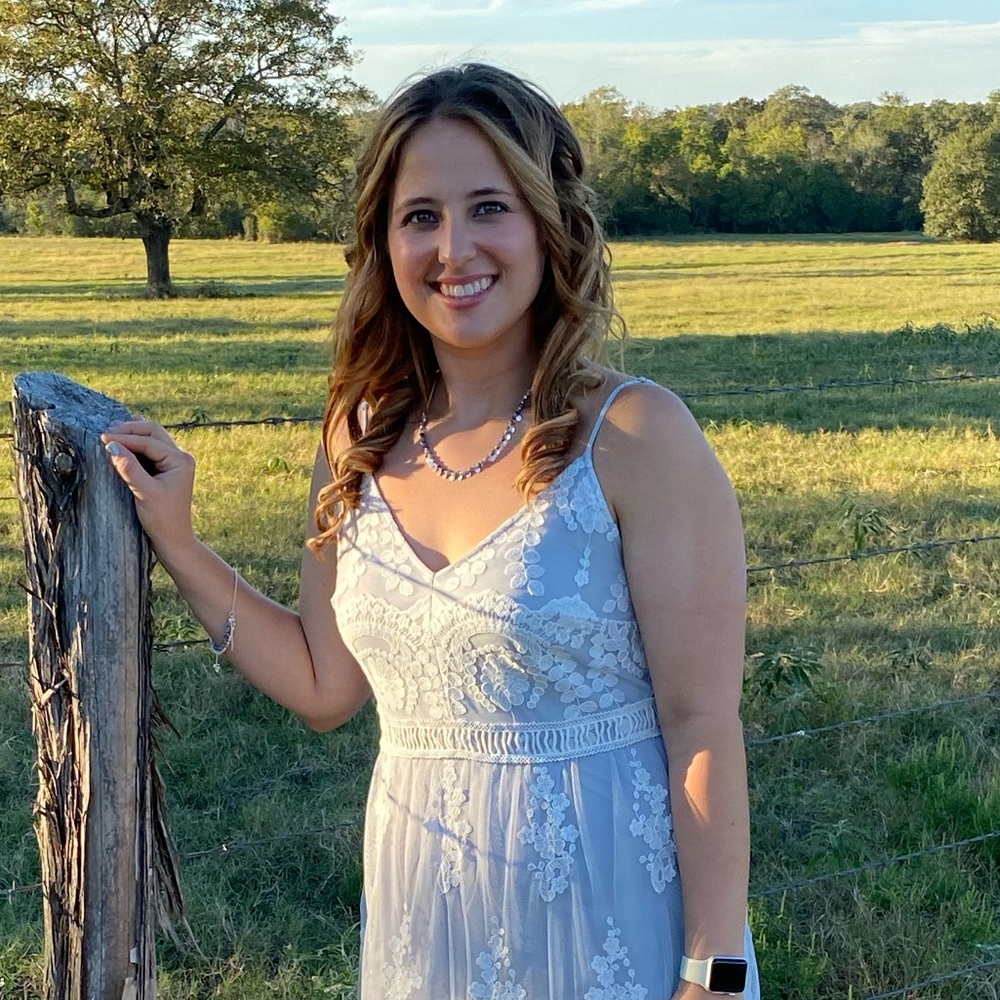 Meet your Posher, Nicole